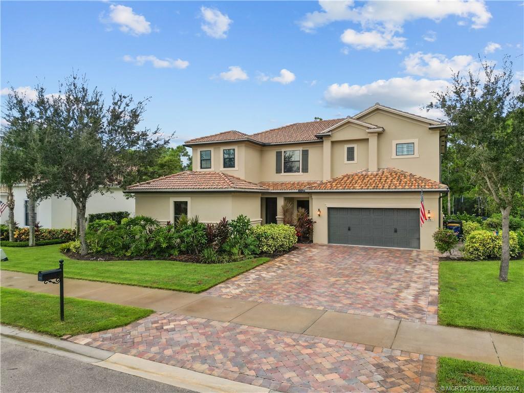 Foto principal - 4381 SW Gossamer Cir