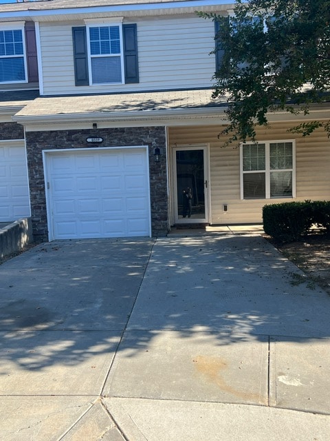 Building Photo - Room in Townhome on Bunclody Dr