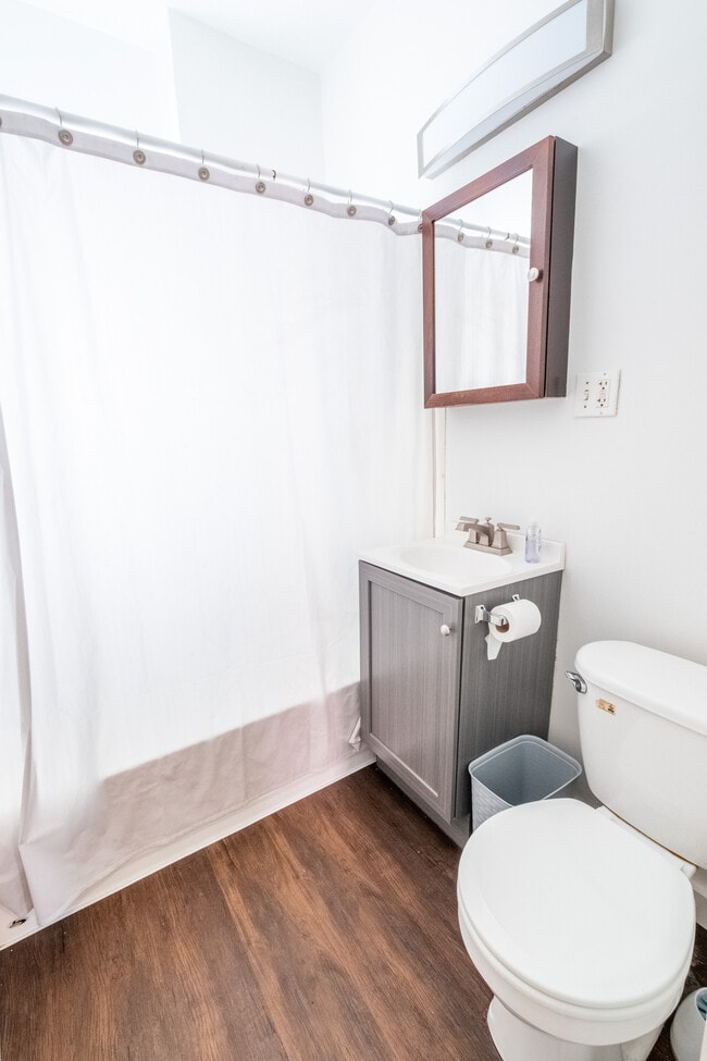 Foto del edificio - 715 Union Ave SE