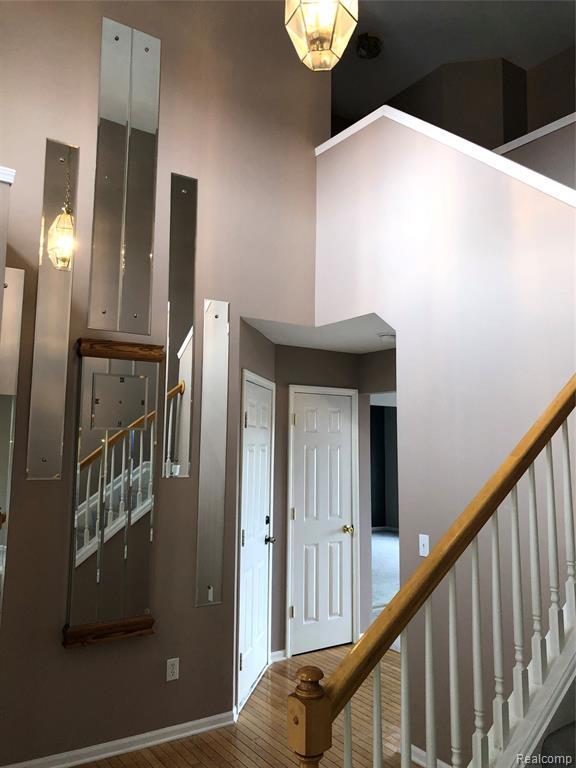 Building Photo - 603 Deer Path Trail