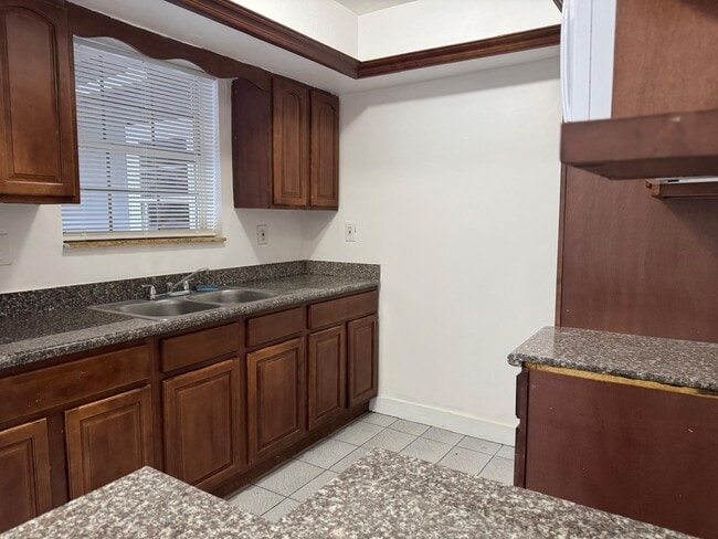 Foto del edificio - 6120 SW 22nd Ct
