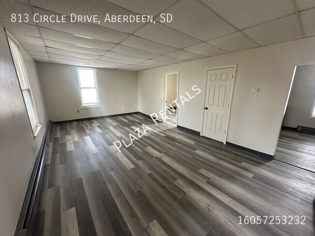 Foto del edificio - 405 S 8th St