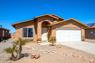 Building Photo - 3648 S Desert Oasis Dr