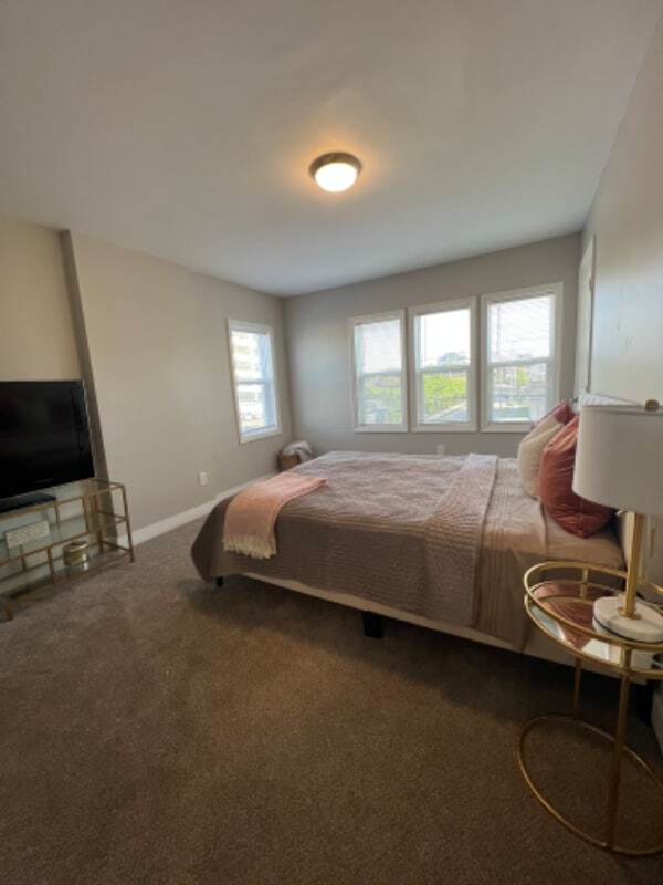 Foto principal - 367 S 17th St