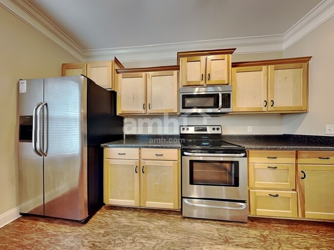 Building Photo - 306 Crabapple Cir