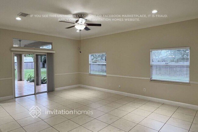 Foto del edificio - 1025 SW Romaine Ln