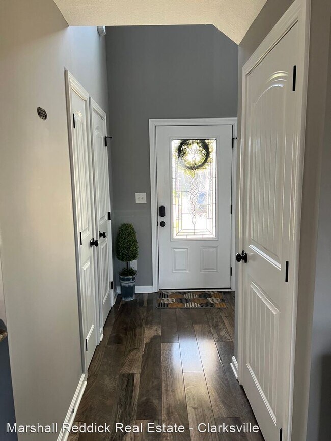 Foto del edificio - 3 br, 2.5 bath House - 500 Falkland Circle