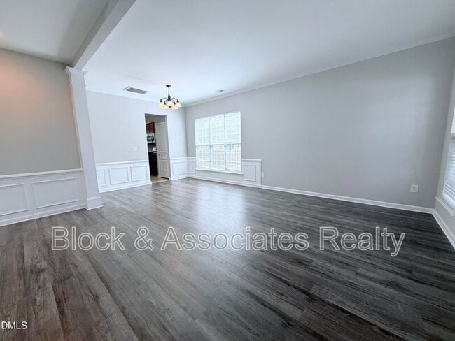 Building Photo - 2101 Addenbrock Dr
