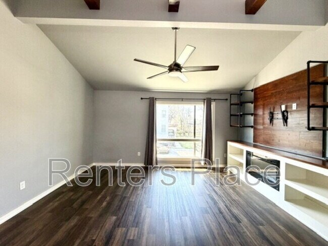 Foto del edificio - 624 S Quincy Ave