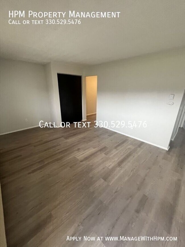 Foto del edificio - 1015 Howe Ave
