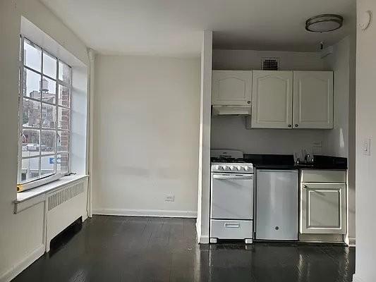 Foto del edificio - 0 bedroom in New York NY 10011