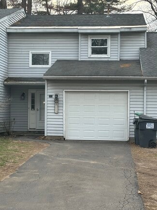 Building Photo - 213 Tallow Wood Dr