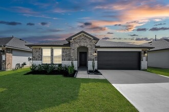 Building Photo - 8747 Cedar Elm Pass