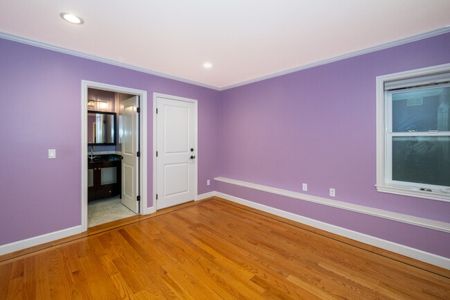 Foto del edificio - 2373 24th Ave