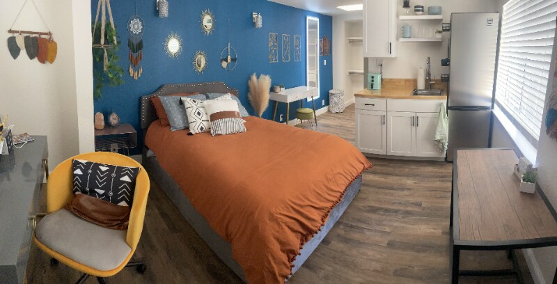 Foto principal - 141 W 12th St