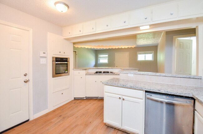 Foto del edificio - 5405 Southlea St