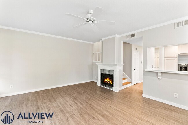 Foto del edificio - Updated 3 Bed, 2.5 Bath Home Available in ...