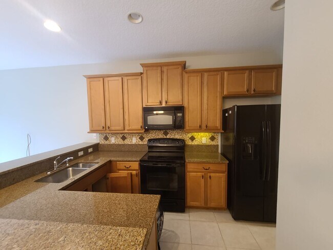 Foto del edificio - 9247 Sweet Maple Ave