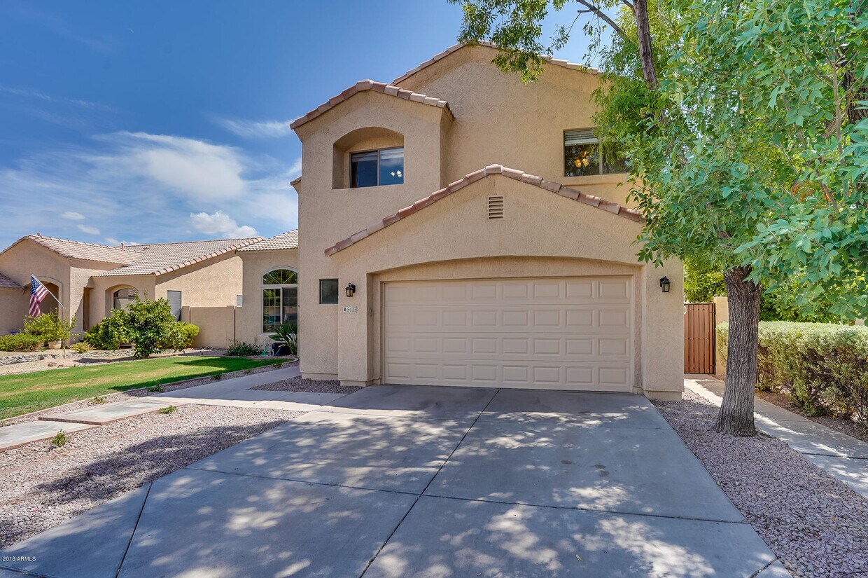 Foto principal - 5433 W Fairview St