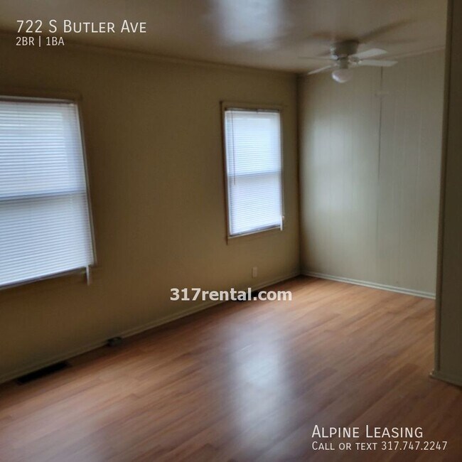 Building Photo - SOUTHEAST 2BR/1BA!