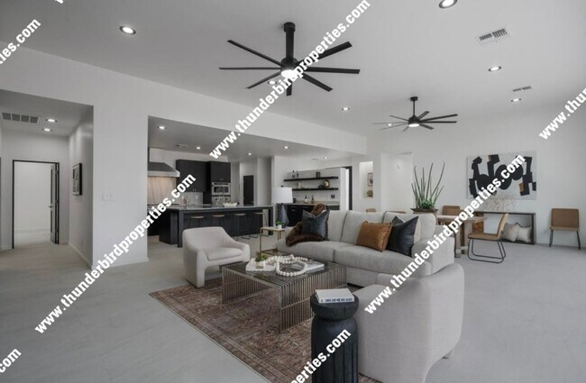 Building Photo - Living on top of the world in Corrales!!!! Look at these views!!!!