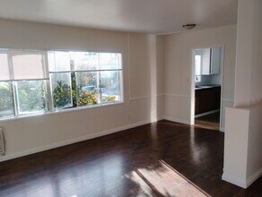 Building Photo - 5643 Laurel Canyon Blvd