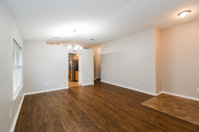 Building Photo - 2530 Fox Hill Ln