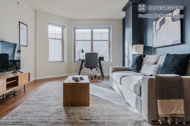 Foto del edificio - 2400 M St NW