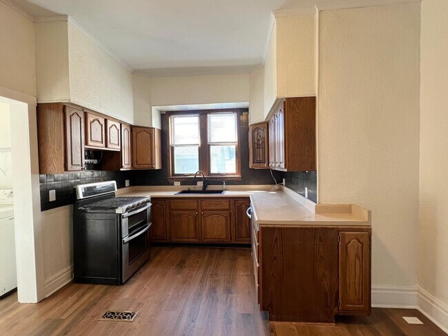 Foto del edificio - 539 W Jefferson St