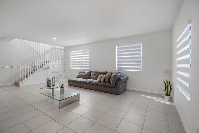 Foto del edificio - 21189 SW 127th Ave