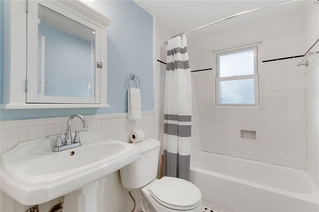 Foto del edificio - 920 Vfw Dr