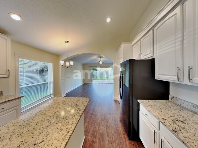 Building Photo - 3232 Falcon Point Dr