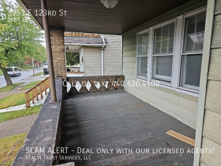 Primary Photo - 3963 E 123rd St