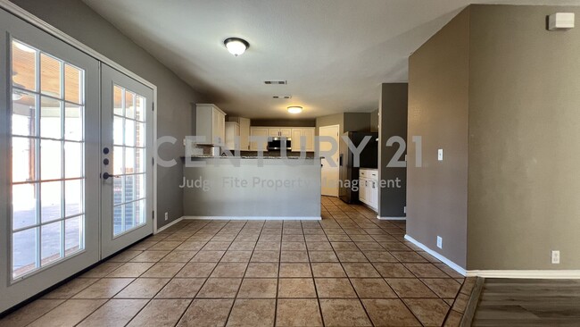 Foto del edificio - Beautiful 2-Story 4/2.5/2 in Saginaw For R...