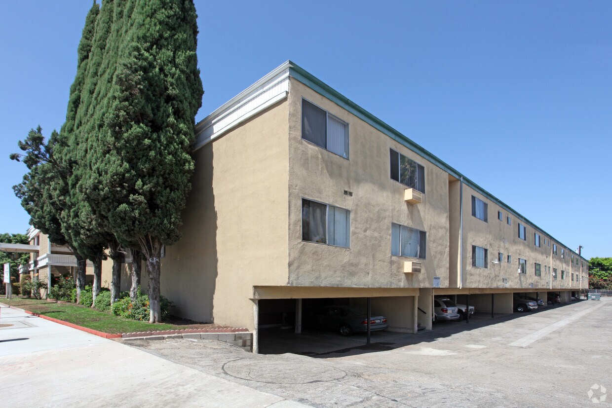 Hacienda Plaza Apartaments - Hacienda Plaza Apartments