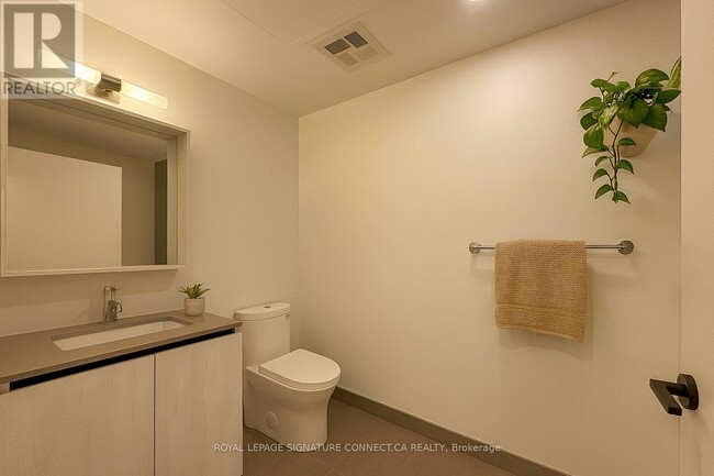 Photo du bâtiment - 35 Parliament St