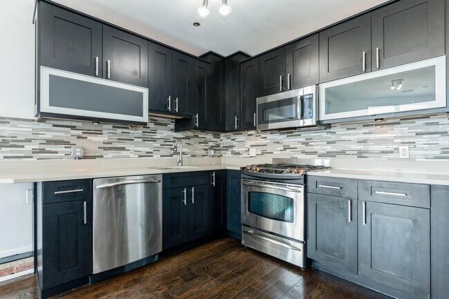 Photo - 704 Grand St Apartment