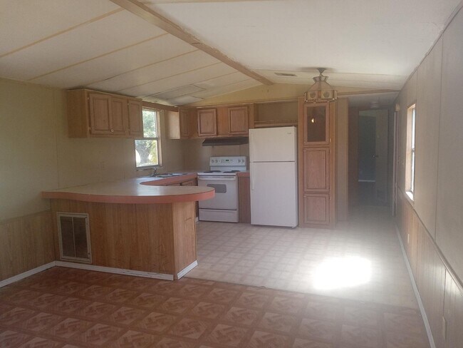 Building Photo - 11221 Olive Cir