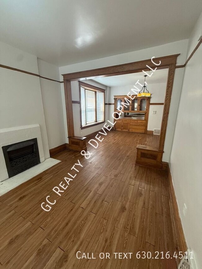 Building Photo - 2548-2550 W Washington Blvd - 2550-Unit 1W