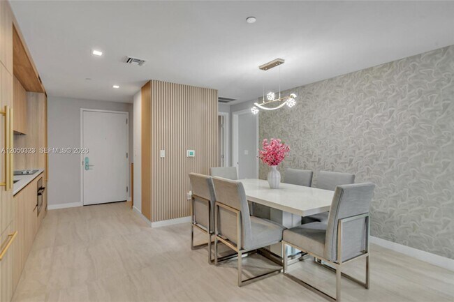 Foto del edificio - 77 SE 5th St