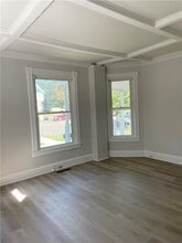 Building Photo - 352 Euclid Ave