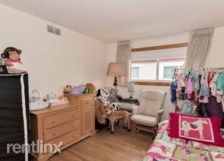 Foto del edificio - 3 br, 2 bath Townhome - 430 Glendale