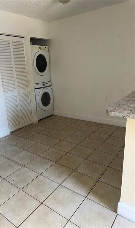 Foto del edificio - 7120 NW 179th St