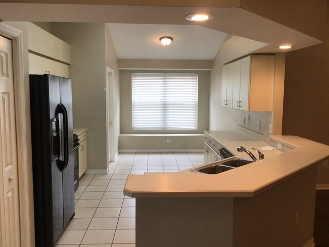 Foto del edificio - 30719 Tremont Dr