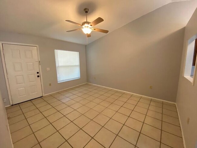 Building Photo - 12230 Eastcove Dr