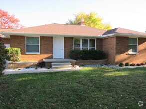 Building Photo - 5083 Mellwood Dr