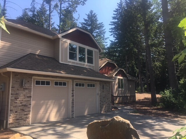 Building Photo - 2614 SE Bella Vista Rd