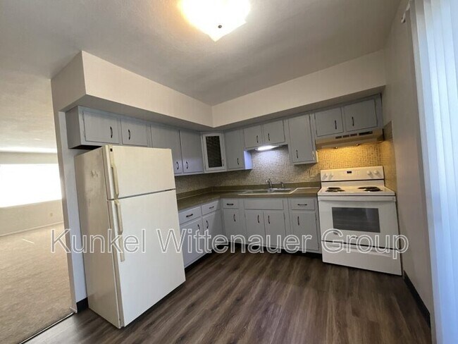 Foto del edificio - 900 8th St