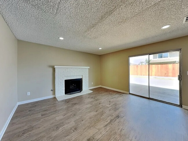 Building Photo - 7401 Lime Ave