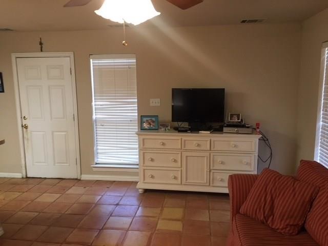 Building Photo - 440 Cross Timbers Drive